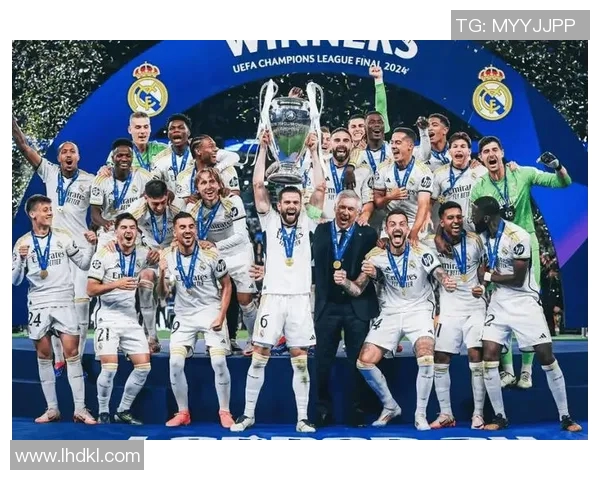 本菲卡在欧冠大战中以4比2战胜皇马展现强大实力与团队配合