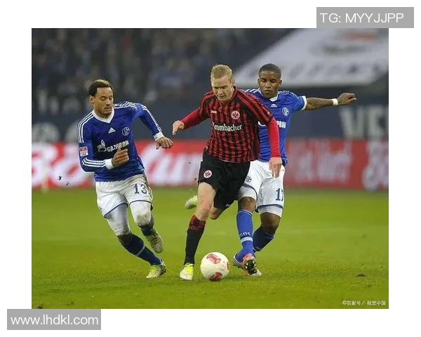 汉诺威96客场保级压力加大，战平弗赖堡难改困境