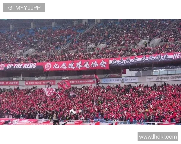 拉姆塞在曼联场均20分,带领球队迎来5连胜,重燃球迷希望 拉姆塞在曼联场均20分,带领球队迎来5连胜,重燃球迷希望